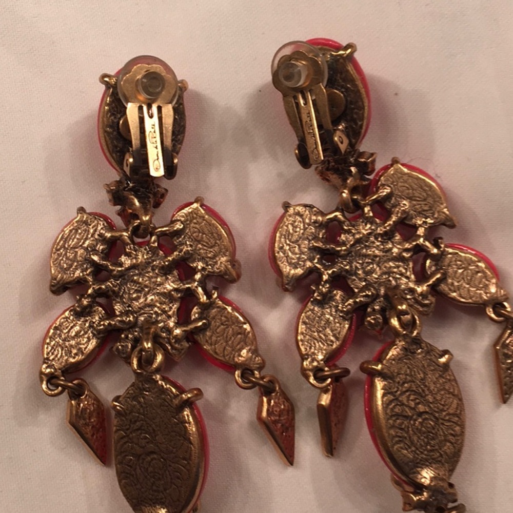 Oscar de la Renta new earrings - Picture 4 of 8